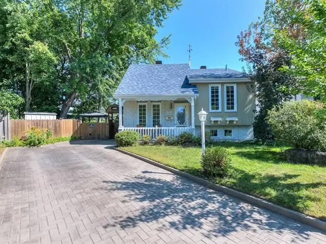 Family home purchased in Laval