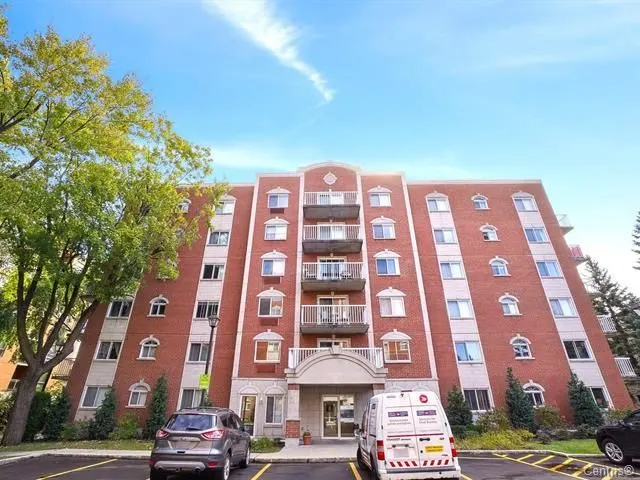 Condo purchased in Saint-Laurent