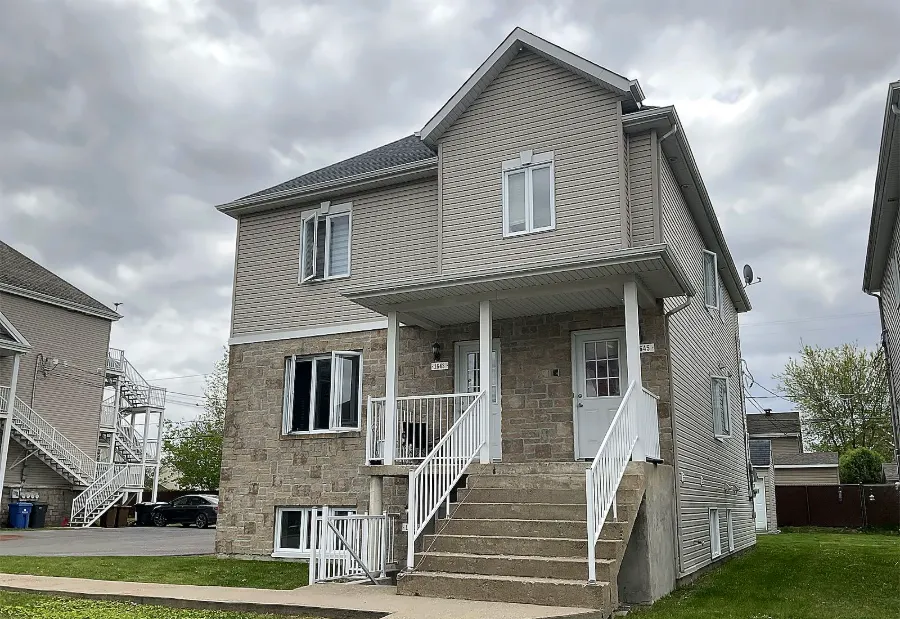 Triplex for sale in Terrebonne, La Plaine
